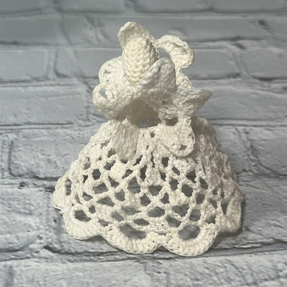 Vintage Crocheted Starched Ivory Angel 3” Table Top decor - Picture 6 of 8